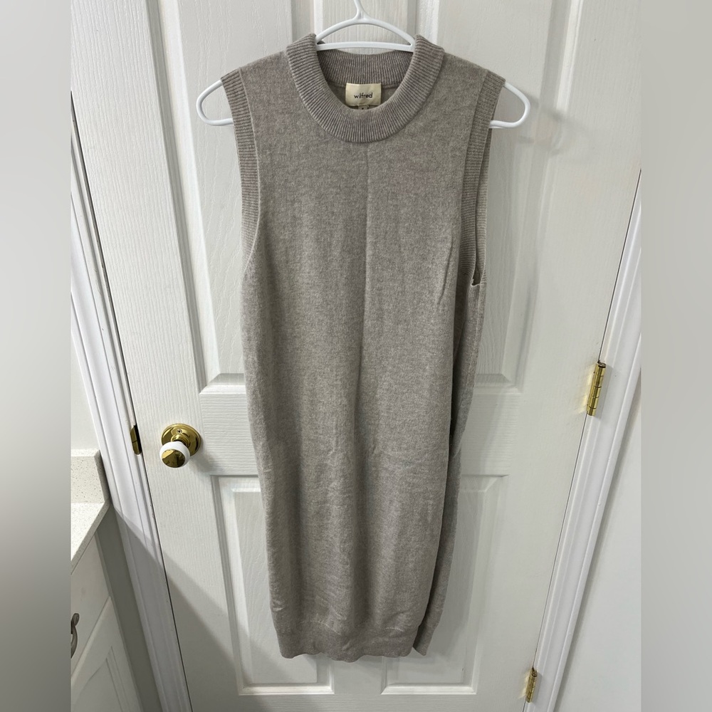 Wilfred wool and cashmere long sleeveless tunic sweater size M from Aritzia